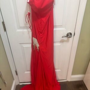 Elegant Red Strapless Gown with Silver Accent